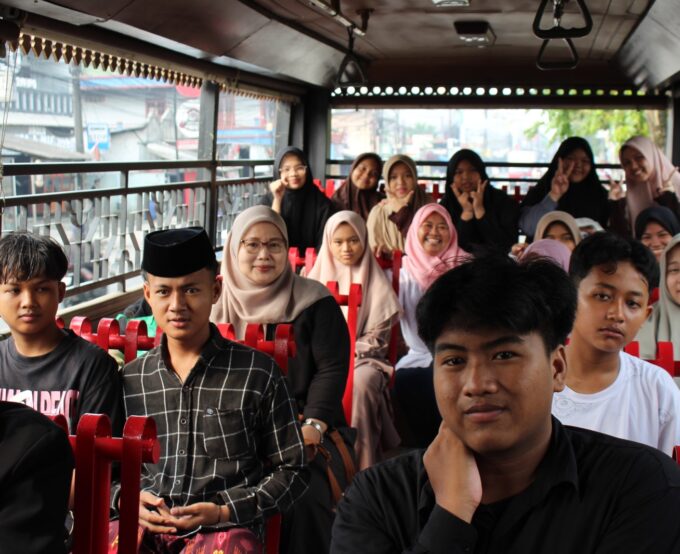 BELAJAR MENGENAL KOTA TANGERANG BERSAMA BUS JAWARA